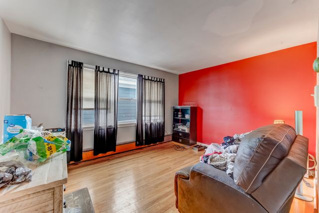 1336 Cuyler Avenue, Berwyn, IL 60402