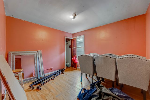 1336 Cuyler Avenue, Berwyn, IL 60402