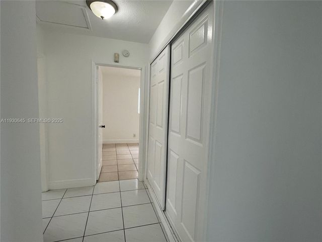 5820 NW 13th St, Sunrise, FL 33313