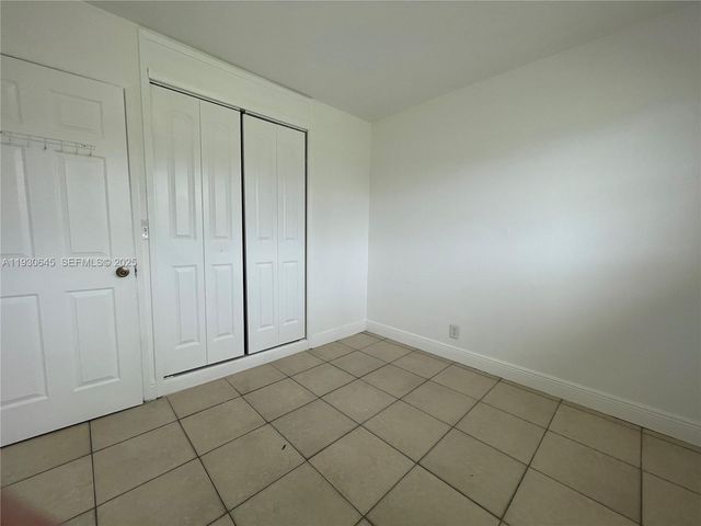 5820 NW 13th St, Sunrise, FL 33313