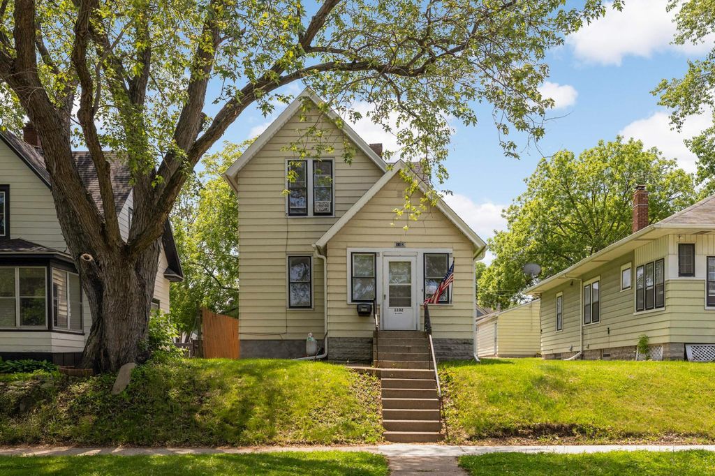1102 Pacific Street, Saint Paul, MN 55106
