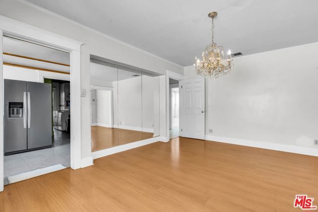 1412 S Victoria Avenue, Los Angeles, CA 90019