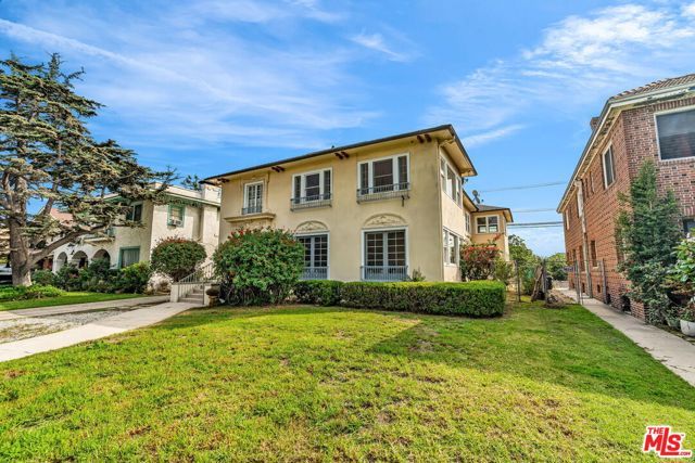 1412 S Victoria Avenue, Los Angeles, CA 90019