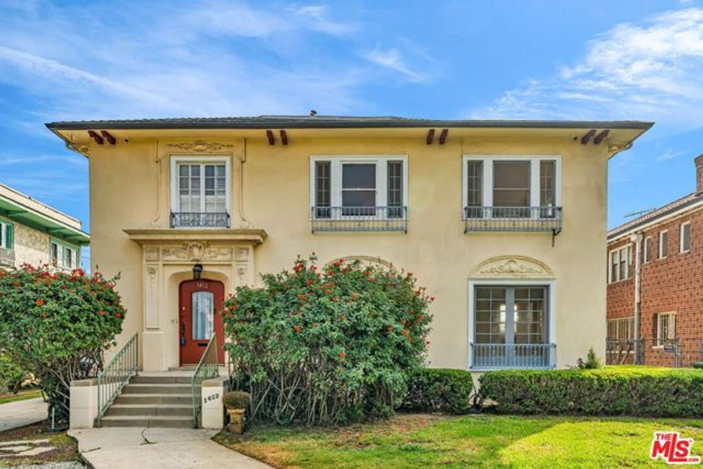 1412 S Victoria Avenue, Los Angeles, CA 90019