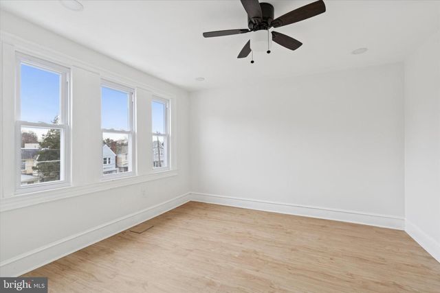 417 E UPSAL ST, Philadelphia, PA 19119