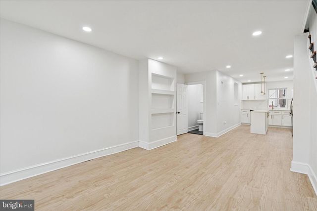 417 E UPSAL ST, Philadelphia, PA 19119