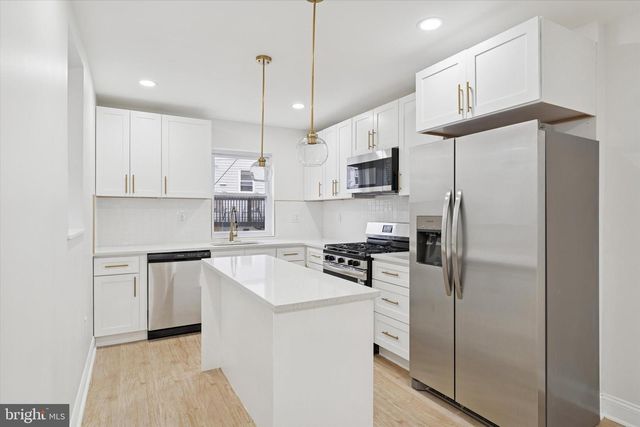 417 E UPSAL ST, Philadelphia, PA 19119