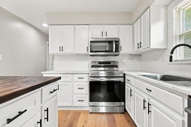 106 Brushwood Court, Berea, KY 40403