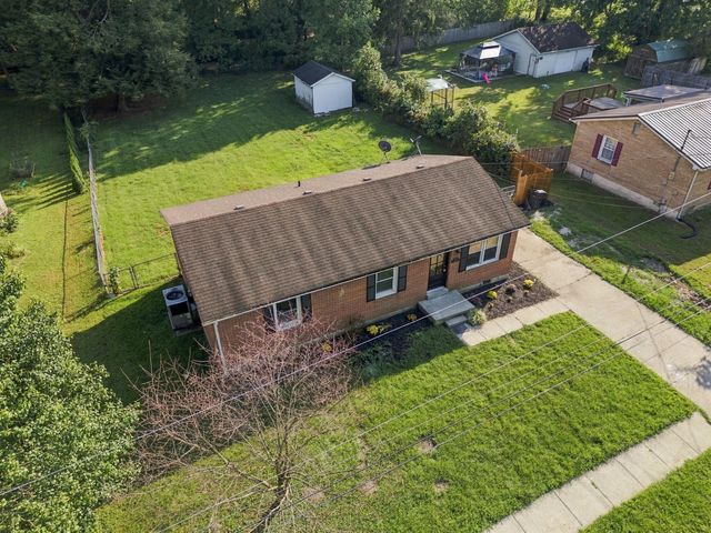 106 Brushwood Court, Berea, KY 40403