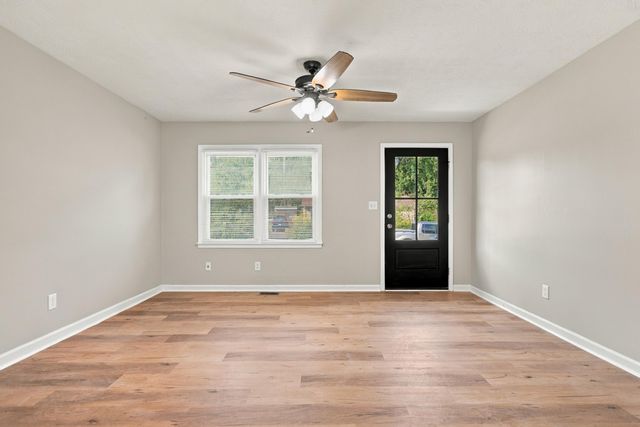 106 Brushwood Court, Berea, KY 40403