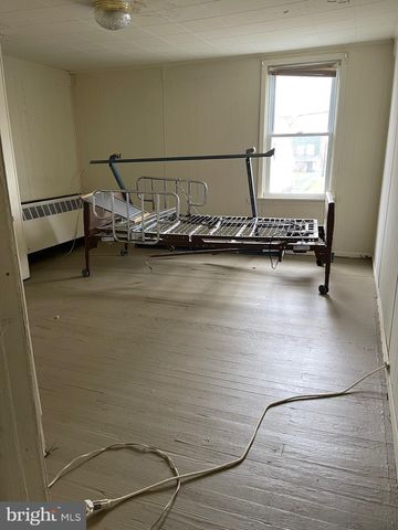 921 SCOTT ST, Kulpmont, PA 17834