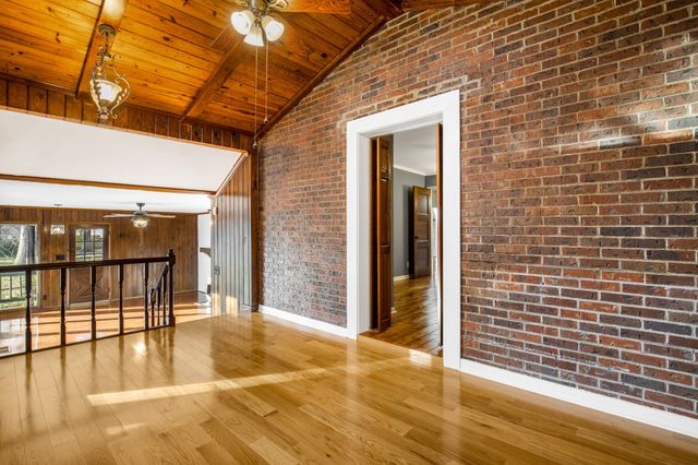 2209 Ruth St, Springfield, TN 37172