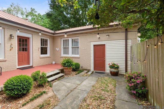 125 Hearthstone Dr, Baton Rouge, LA 70806