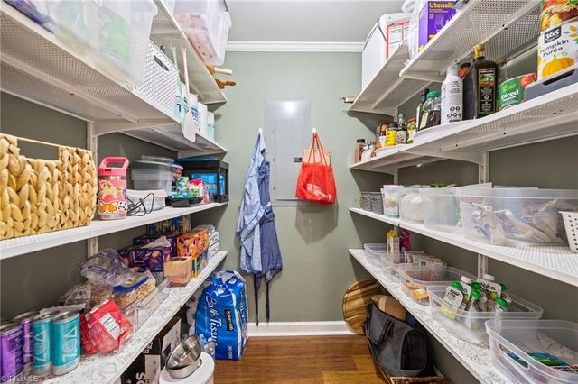 111 Milnor Place, Winston-salem, NC 27104