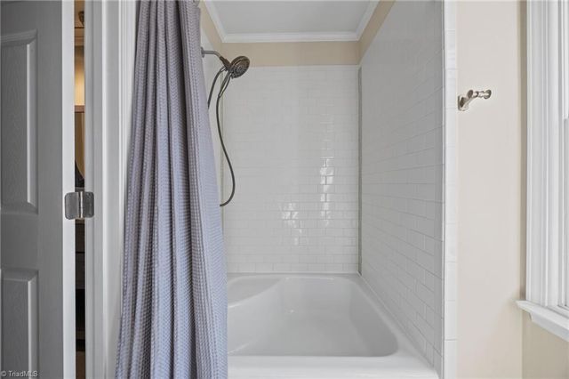 111 Milnor Place, Winston-salem, NC 27104