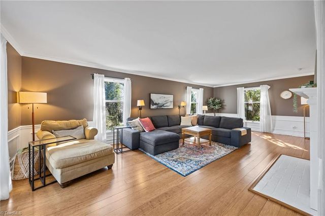 111 Milnor Place, Winston-salem, NC 27104