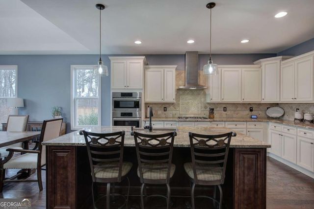 18 Weather View Trail, Cartersville, GA 30121