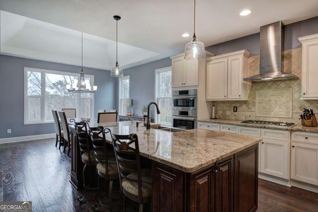 18 Weather View Trail, Cartersville, GA 30121