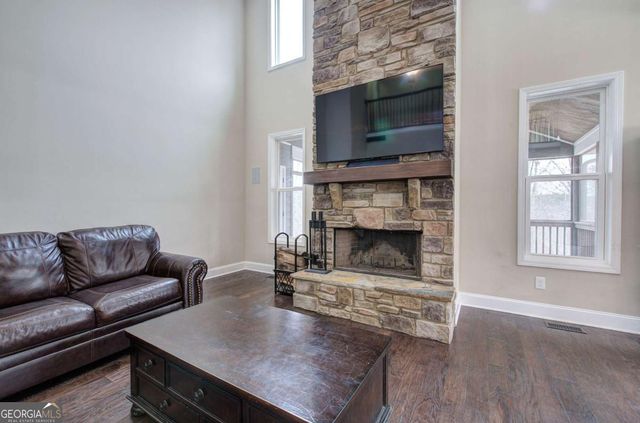 18 Weather View Trail, Cartersville, GA 30121