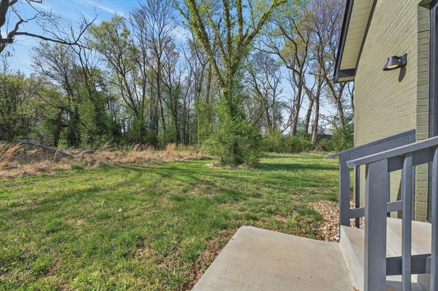 520 Edlin St, Clarksville, TN 37043