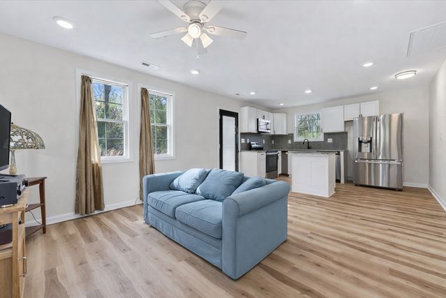 520 Edlin St, Clarksville, TN 37043