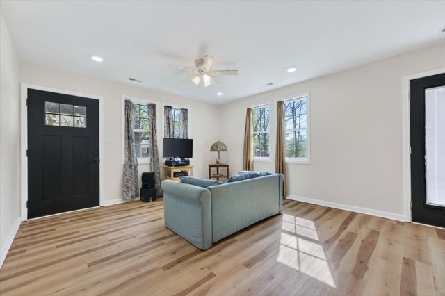 520 Edlin St, Clarksville, TN 37043