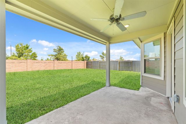 8326 Royal Breeze Drive, Cypress, TX 77433
