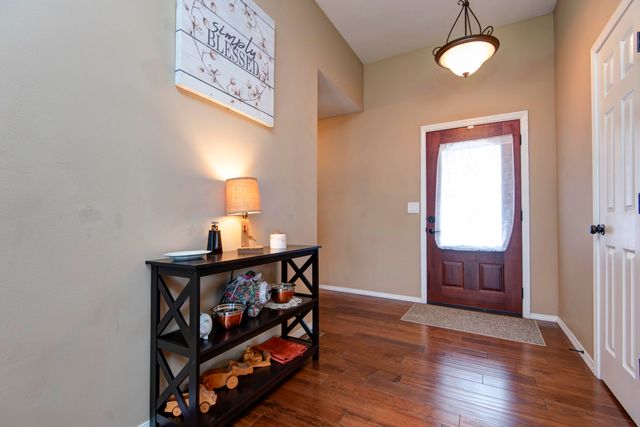 1101 E Fieldstone Drive, Ozark, MO 65721