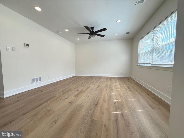 1307 CHELMSFORD CIR #1307, Newark, DE 19713