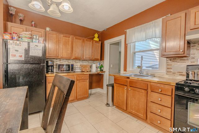 25 McKinley Avenue, Stratford, CT 06615