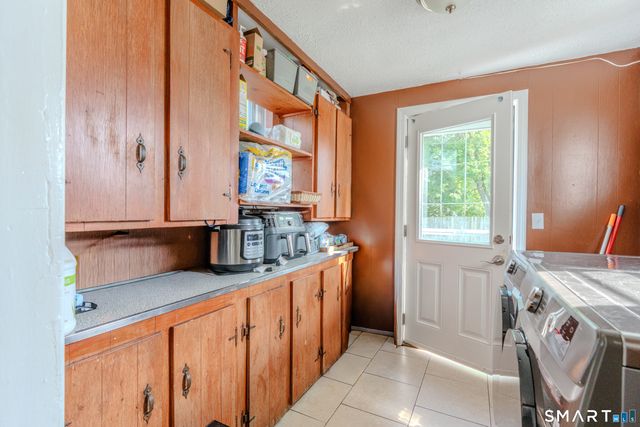 25 McKinley Avenue, Stratford, CT 06615