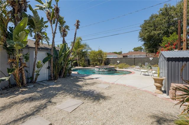 1739 N Niagara, Burbank, CA 91505