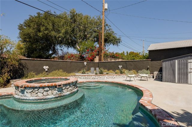 1739 N Niagara, Burbank, CA 91505