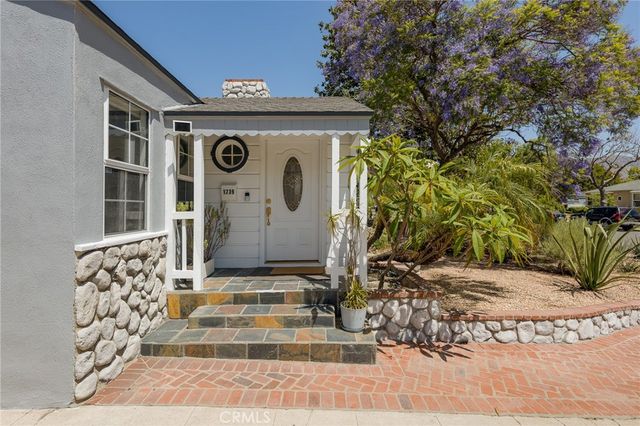 1739 N Niagara, Burbank, CA 91505