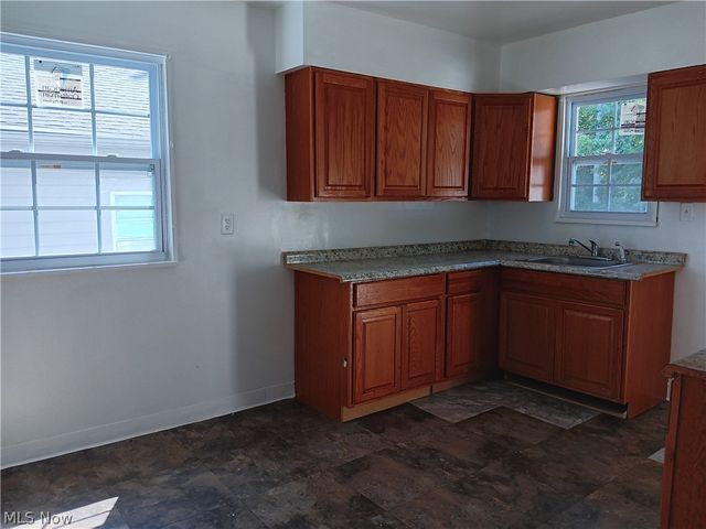 12405 Emery Avenue, Cleveland, OH 44135