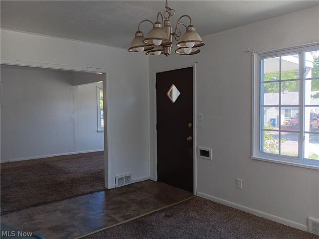 12405 Emery Avenue, Cleveland, OH 44135