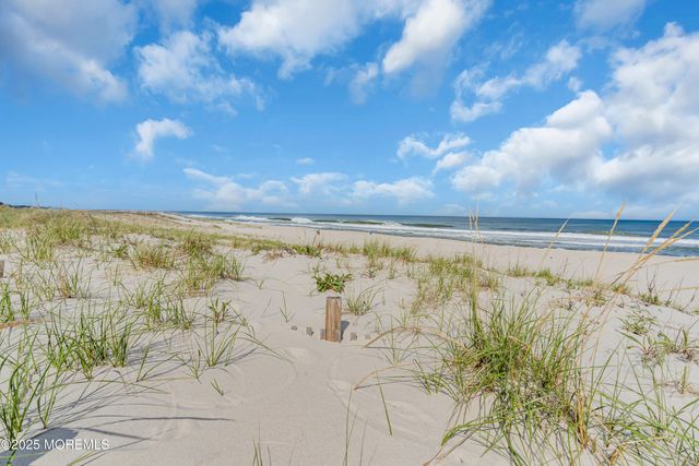 1453 Barnegat Avenue, South Seaside Park, NJ 08752