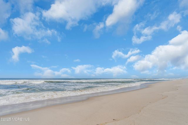 1453 Barnegat Avenue, South Seaside Park, NJ 08752