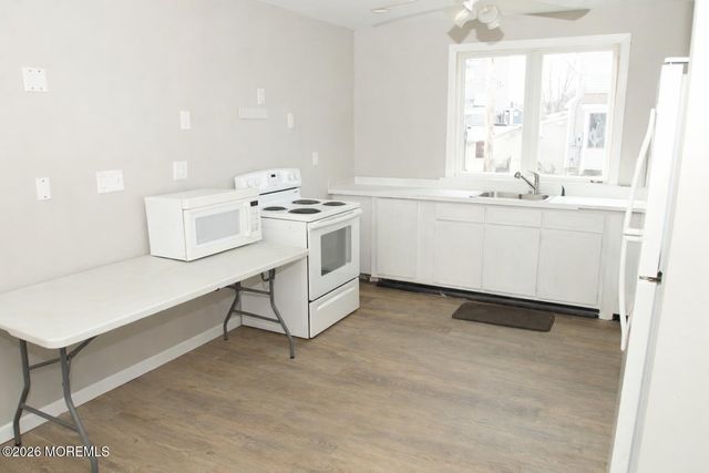 1453 Barnegat Avenue, South Seaside Park, NJ 08752