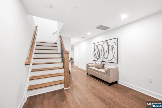 11 Gabriel Court 11, Paramus, NJ 07652