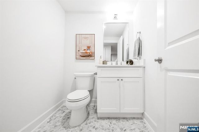 11 Gabriel Court 11, Paramus, NJ 07652