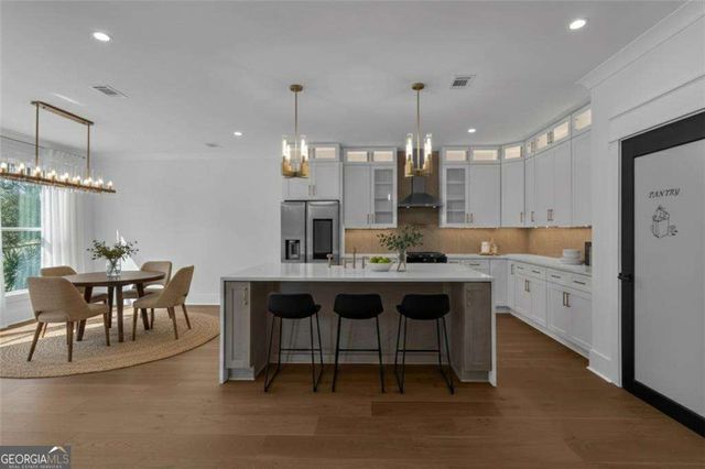 274 WHITE Street, Hoschton, GA 30548