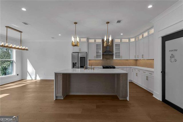 274 WHITE Street, Hoschton, GA 30548