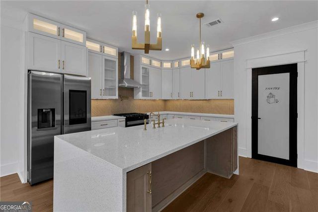 274 WHITE Street, Hoschton, GA 30548