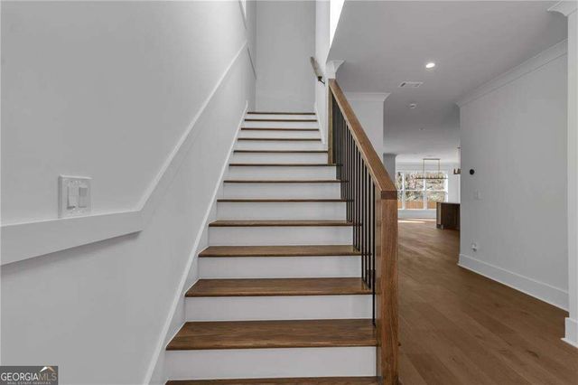 274 WHITE Street, Hoschton, GA 30548