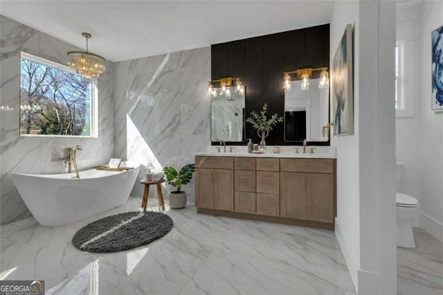 274 WHITE Street, Hoschton, GA 30548