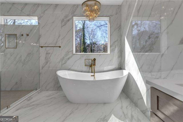 274 WHITE Street, Hoschton, GA 30548