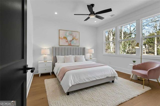 274 WHITE Street, Hoschton, GA 30548