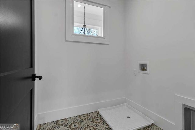 274 WHITE Street, Hoschton, GA 30548