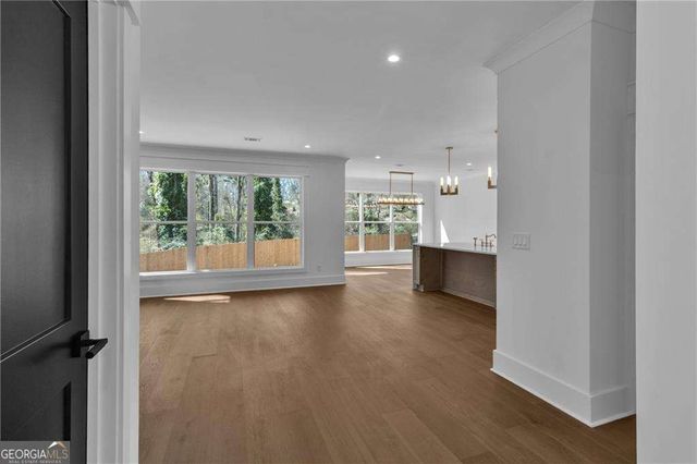 274 WHITE Street, Hoschton, GA 30548